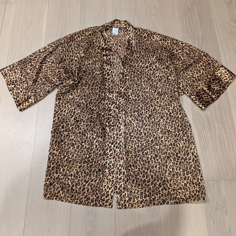 Delicates Vintage Leopard Pattern Robe